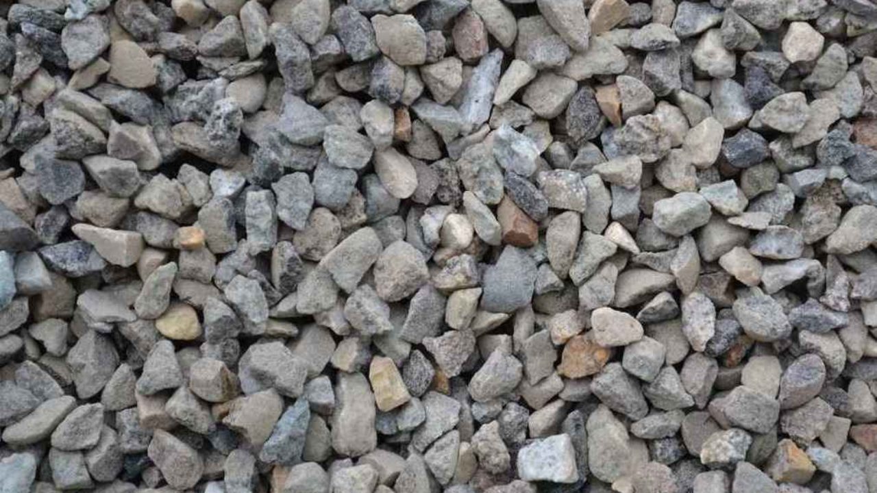 Марки известнякового щебня. Щебень известняк фр. Щебень марки 600 фракции 40-70. Щебень известняковый 5-20. Доломит щебень 20-40.